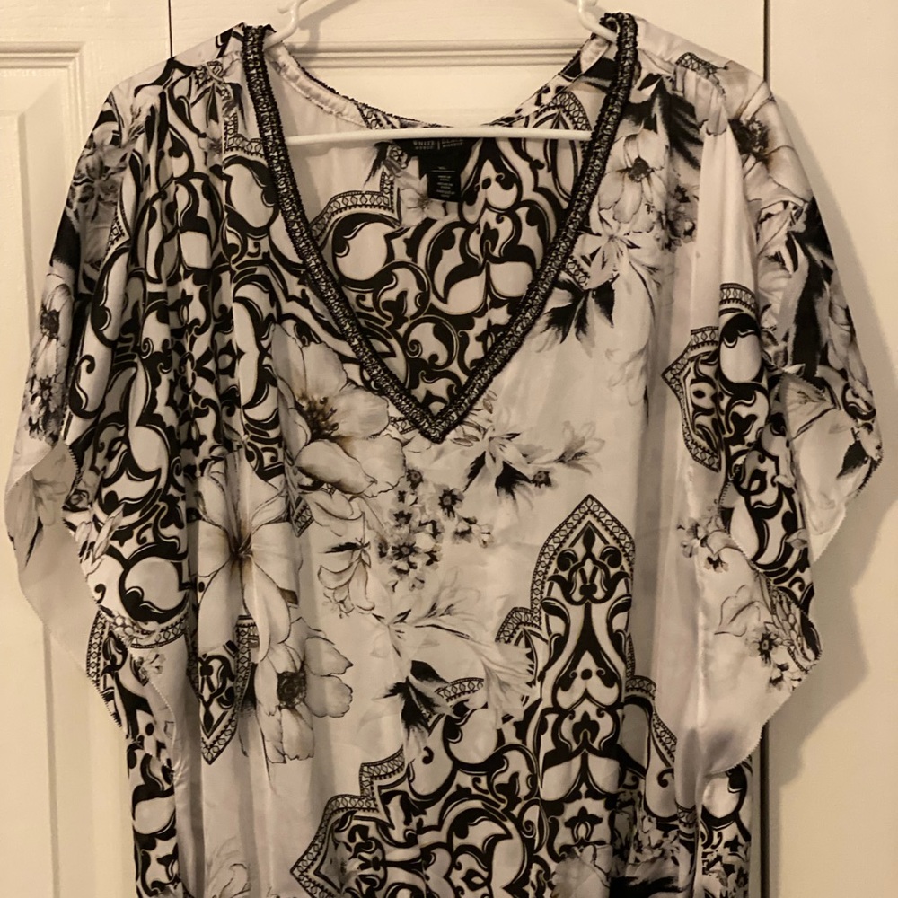 White House Black Market Blouse